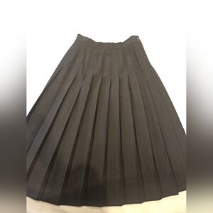 Talbots Petites Black 100% Wool Pleated Skirt Vintage A Line Made In USA Size 8